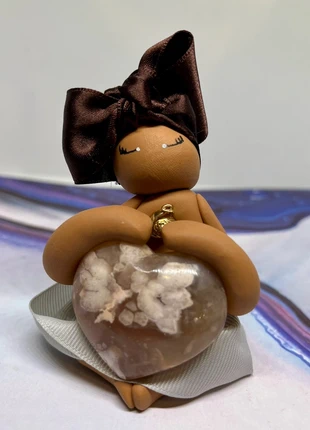 Petite dame et agate fleur de Madagascar, marque: des filles et des cailloux, état: Neuf, 28,00 €, 30,10 € Protection acheteurs incluse