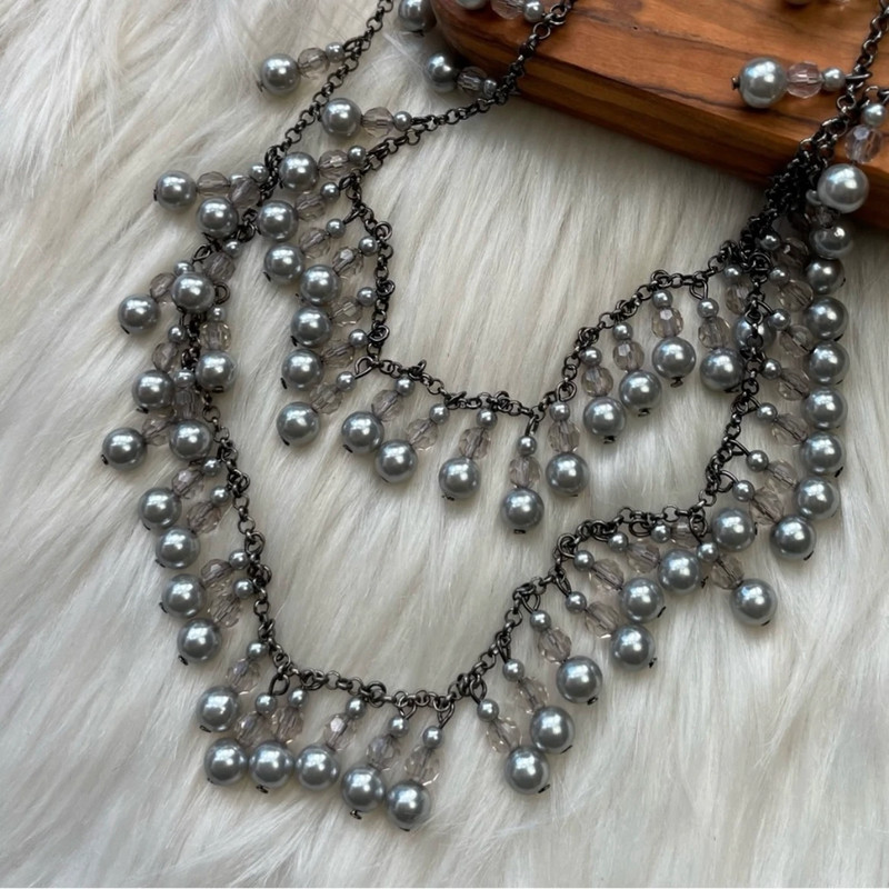 Gray faux pearl gunmetal tone necklace 2