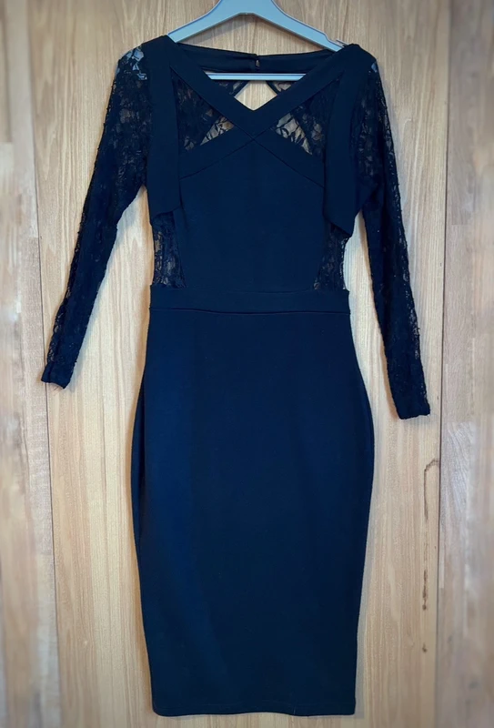 Robe noire T36 🖤 - photo numéro 2