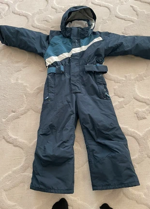 Combinaison de ski WED’ZE – 4 ans – Comme neuve, marque: Wed'ze, état: Très bon état, taille: 4 ans / 104 cm, 18,00 €, 19,60 € Protection acheteurs incluse