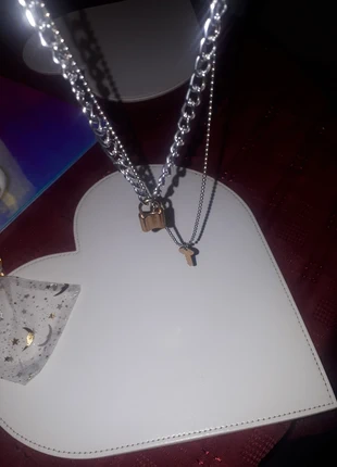 Gold necklace for sale with lock & key accessorie, brand: WISHLIST, condition: Very good, £2.00, £2.80 includes Buyer Protection