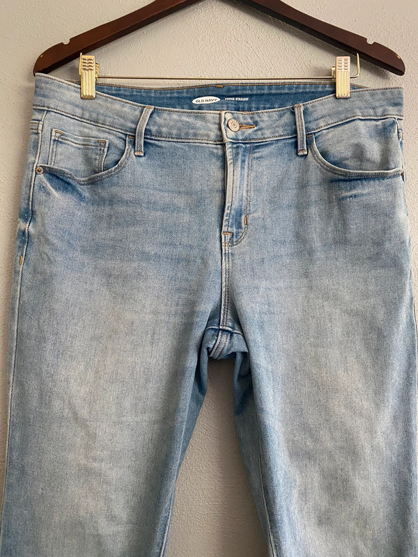 Old Navy Womens Jeans Size 12 Cropped Raw Hem Distressed Light Wash Stretch 3