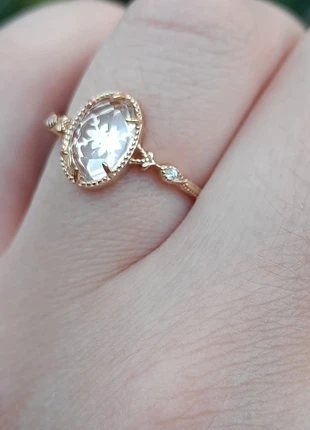 Toffe vergulde statement ring van zilver met natuurlijk kristal, estado: Novo sem etiquetas, tamanho: 18,1 mm Ø / 18,5, €45.00, €47.95 inclui Proteção do Comprador