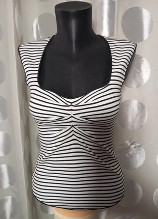 Débardeur taille M (REF 2782), merk: Zara, staat: Nieuw met prijskaartje, maat: M / 38 / 10, € 8,98, € 10,13 inclusief Kopersbescherming Pro