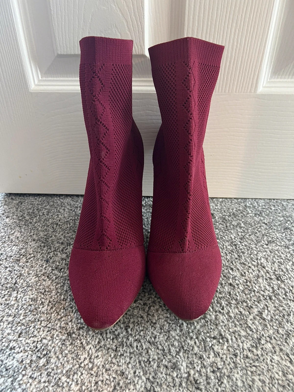 Maroon discount sock boots