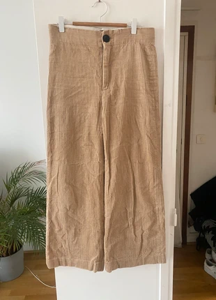 Corduroy Zara pants, marque: Zara, état: Bon état, taille: S / 36 / 8, 6,00 €, 7,00 € Protection acheteurs incluse