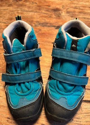 Kids Decathlon walking/hiking  boots size 32, merk: Decathlon, staat: Goed, maat: 32, € 3,00, € 3,85 inclusief Kopersbescherming