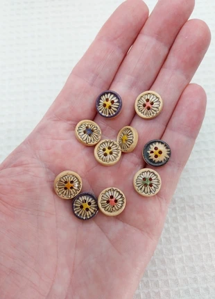 Bouton de couture bois rond fleur 13mm - 10pcs A1140, marca: Mercerie Syllikan, estado: Muy bueno, 1,95 €, 2,75 € Protección al comprador Pro incluida