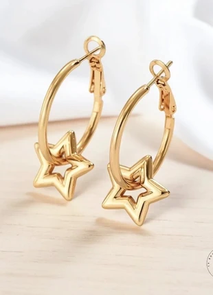 Boucles d’oreille créole dorées motif étoile, brand: Boutique privée, condition: Very good, €5.00, €5.95 includes Buyer Protection