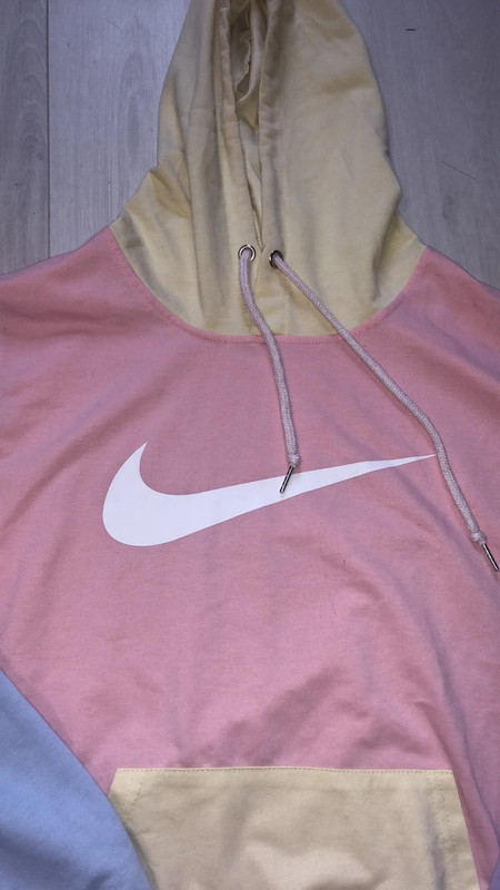 Colorblock Nike hoodie 3