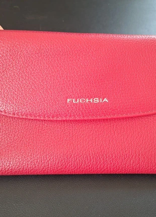 Portefeuille compagnon en cuir avec porte-monnaie rouge, marke: Fuchsia, zustand: Sehr gut, 7,00 €, 8,05 € inklusive Vinted-Käuferschutz