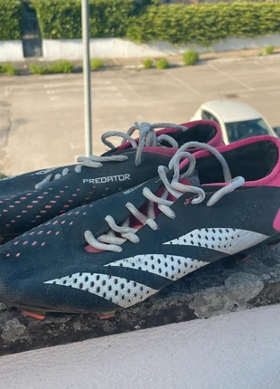 Scarpe da calcio Adidas Predator, taglia 41 EU., merk: adidas, staat: Goed, maat: 41, € 18,00, € 19,60 inclusief Kopersbescherming