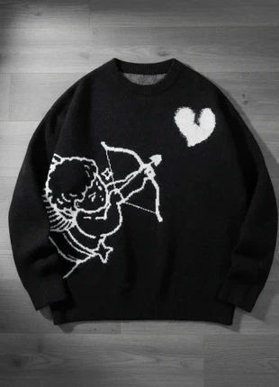 Pull noir motif Cupidon et cœur, zustand: Sehr gut, größe: M / 38 / 10, 56,99 €, 60,54 € inklusive Vinted-Käuferschutz