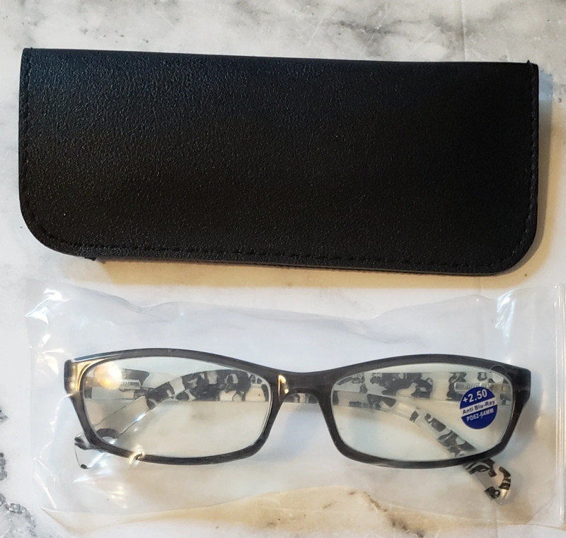 NEW Black Stylish Glasses with Lacy Detail for Readers 1