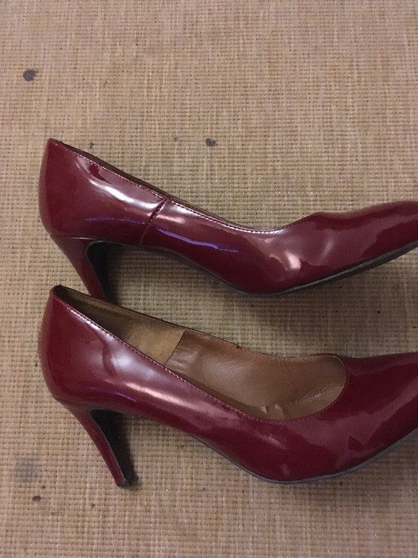 Escarpins sales vernis bordeaux