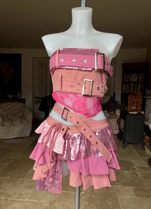 Magnifique ensemble 2 pièces mini jupe et bandeau • camaïeu de rose • style y2k, marke: y2k, zustand: Sehr gut, größe: S / 36 / 8, 72,50 €, 76,83 € inklusive Vinted-Käuferschutz