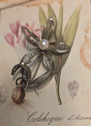 Broche ancienne en filigrane d'argent., marque: Vintage, état: Très bon état, 32,00 €, 34,30 € Protection acheteurs incluse