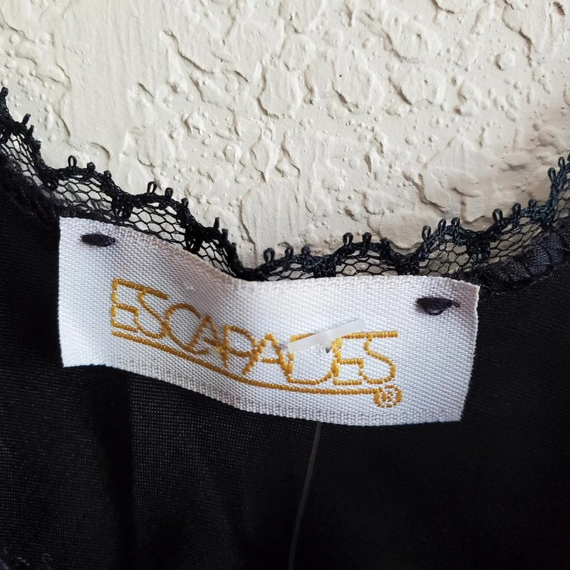 Vintage Escapades satin tank 4