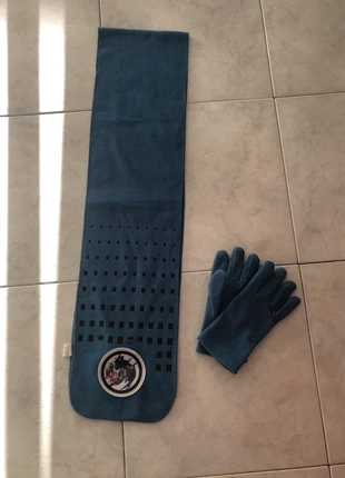 Sciarpa+guanti bambini BlueDragon, marque: Dragon Ball, état: Très bon état, taille: 6 ans / 116 cm, 4,00 €, 4,90 € Protection acheteurs incluse