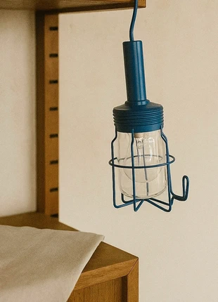 Vintage Pop Art Lamp | Blauw Industrieel Design – Mid Century Sfeerlamp, merk: Vintage, staat: Goed, € 27,50, € 29,58 inclusief Kopersbescherming