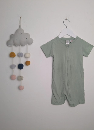 Kleinkinder Sommer Romper Set | 4 Stk.| Unifarben & Zip | H&M | 86 | Dusty Mint & Grau meliert, brand: H&M, condizioni: Ottime, taglia: 18-24 mesi / 86 cm, €7.00, €8.05 include la Protezione acquisti