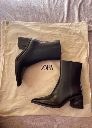 Botas Zara Tacón Ancho Marrón - taille 39, marque: Zara, état: Neuf avec étiquette, taille: 39, 59,99 €, 63,69 € Protection acheteurs incluse