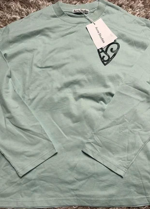 Acne Studios Long Sleeve Menthe (Cœur/Logo) taille M, marca: Acne Studios, estado: Nuevo con etiquetas, tamaño: M, 104,95 €, 110,90 € Protección al comprador incluida