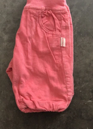 Pantalon en 1 mois , marke: P'tit Bisou, zustand: Gut, größe: Bis zu 1 Monat / 50, 1,50 €, 2,28 € inklusive Vinted-Käuferschutz