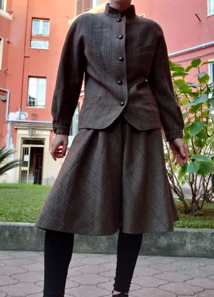 Mytho wool vintage blazer and skirt , brand: mytho, condizioni: Ottime, taglia: S / IT 40 / EU 36, €45.00, €47.95 include la Protezione acquisti