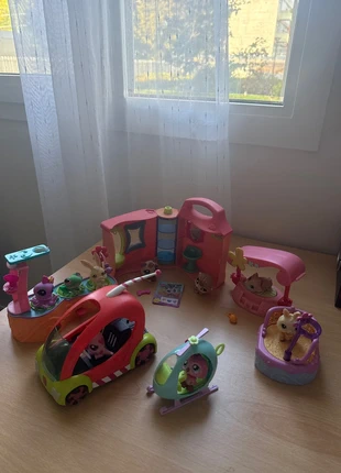 Maison petshops avec univers petshops., marque: Littlest Pet Shop, état: Très bon état, taille: 3 ans / 98 cm, 20,90 €, 22,65 € Protection acheteurs incluse