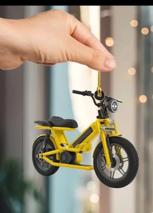 Fatbike kerstbal kerst ornament, merk: NO LABEL, staat: Nieuw met prijskaartje, € 5,00, € 5,95 inclusief Kopersbescherming