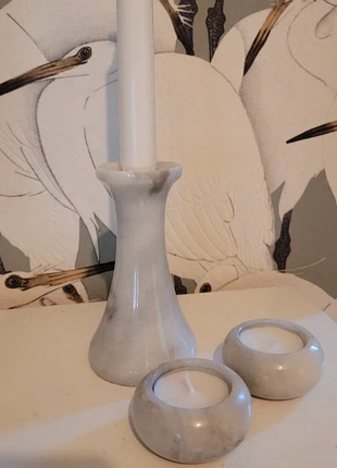 Marble Candlestick, staat: Heel goed, € 10,00, € 11,20 inclusief Kopersbescherming