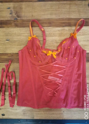 Bustier porte jartelle Charlott neuf , marke: Charlott' Lingerie, zustand: Neu, größe: L / 40 / 12, 8,00 €, 9,10 € inklusive Vinted-Käuferschutz