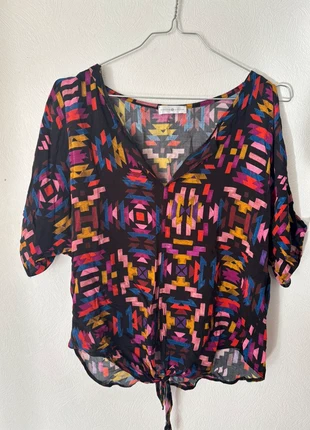 Blouse motif géométriques cache cache, marke: Cache Cache, zustand: Sehr gut, größe: M / 38 / 10, 4,00 €, 4,90 € inklusive Vinted-Käuferschutz