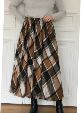 1016 jupe a carreaux ecossaise classe taille Xl femme, marque: Festa clothes, état: Très bon état, taille: XL / 42 / 14, 38,90 €, 41,55 € Protection acheteurs (Pro) incluse