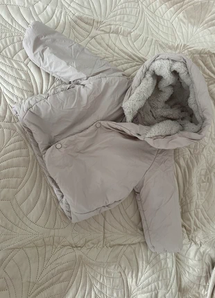 Kurtka zimowa dla dziewczynki, marke: Zara, zustand: Sehr gut, größe: 24–36 Monate / 92, 18,00 €, 19,10 € inklusive Vinted-Käuferschutz