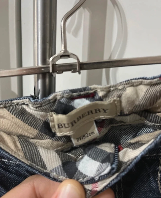 Jean Burberry enfant - photo numéro 2