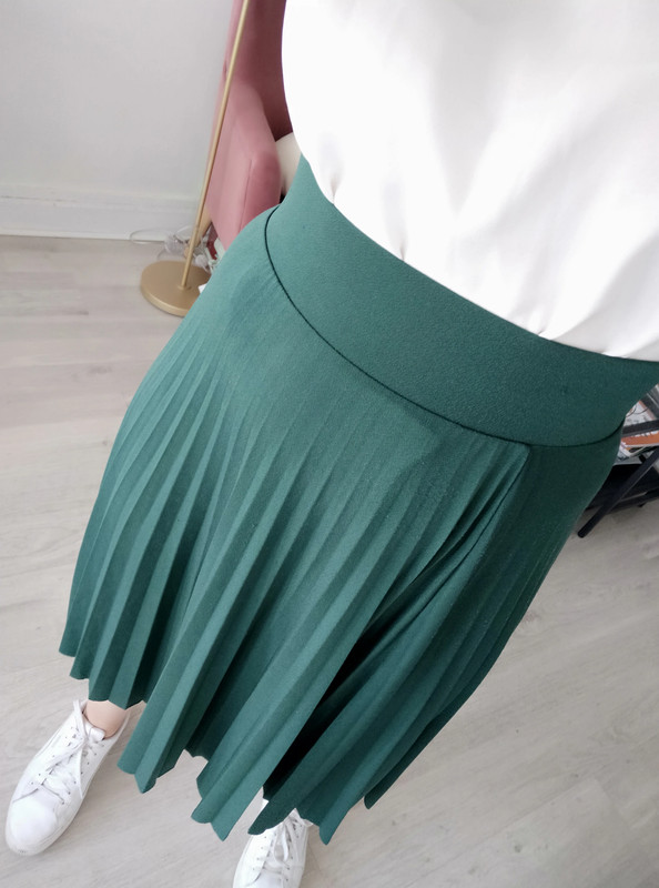 Jupe plissee mi longue vert bouteille Vinted