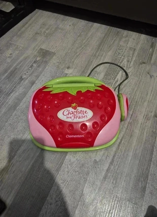 Ordinateur enfants, marque: Charlotte aux Fraises, état: Bon état, taille: Taille unique, 7,00 €, 8,05 € Protection acheteurs incluse