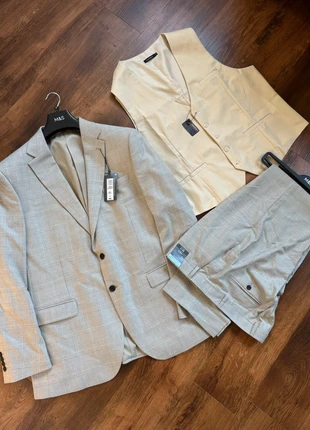 M&S 3 Piece Suit – BNWT (Jacket 46” Chest Long, Trousers W40 L33, Waistcoat XL) + Free M&S Suit Bag, brand: Marks & Spencer, condition: New with tags, size: XL, £95.00, £100.45 includes Buyer Protection