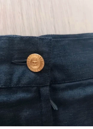 Jupe Chanel uniforme t.34 comme neuve, brand: Chanel, condizioni: Ottime, taglia: XS / IT 38 / EU 34, €85.00, €89.95 include la Protezione acquisti