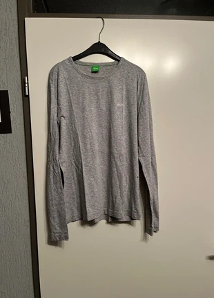 Grijs Boss t shirt maat M, marca: Boss, estado: Muy bueno, tamaño: M, 12,50 €, 13,83 € Protección al comprador incluida