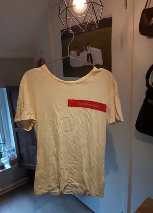 crème t shirt - Calvin Klein , merk: Calvin Klein Jeans, staat: Goed, maat: M / 38 / 10, € 4,00, € 4,90 inclusief Kopersbescherming