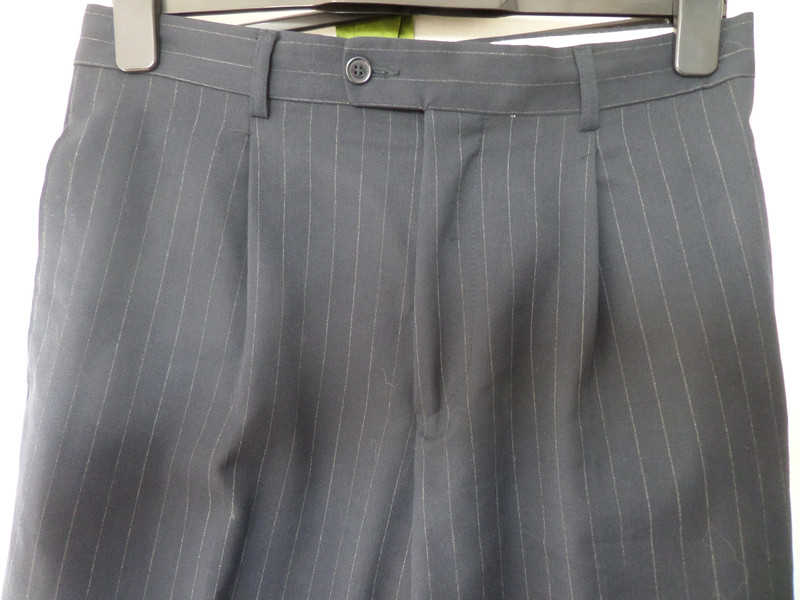 Jeremy Strauss Navy Pinstripe 3 Piece Suit Size 40 Regular | Vinted