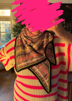 Pom Amsterdam sjaal sjawl, merk: POM Amsterdam, staat: Heel goed, € 15,00, € 16,45 inclusief Kopersbescherming