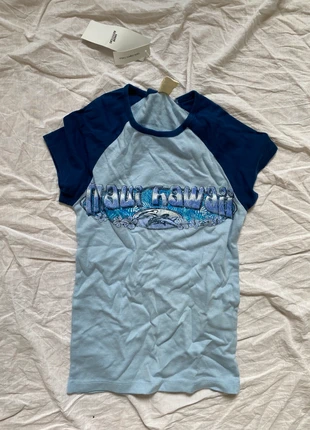 T-shirt bleu Maui Hawaii style Y2K urban outfitters, merk: Urban Outfitters, staat: Nieuw met prijskaartje, maat: XS / 34 / 6, € 20,00, € 21,70 inclusief Kopersbescherming