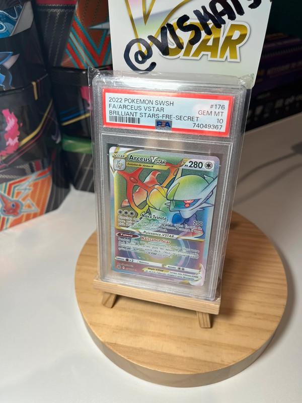 Arceus stars étincelantes PSA 10