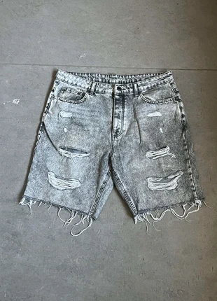 Short en jean gris avec trou (Pour des questions venez en privé), estado: Nuevo sin etiquetas, tamaño: W36 | ES 46, 10,00 €, 11,20 € Protección al comprador incluida