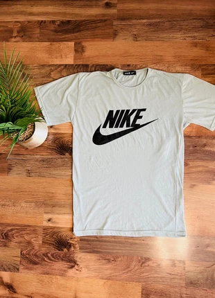 T-shirt Nike Bleu sarcelle T.S Neuf Jamais Porté | Style été 🔥 #NikeDrip, marque: Nike, état: Neuf sans étiquette, taille: S, 7,00 €, 8,05 € Protection acheteurs incluse