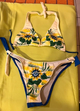 Maillot 2 pièces triangle échancré  brésilien blanc et bleu, condizioni: Nuovo senza cartellino, taglia: S / IT 40 / EU 36, €8.00, €9.10 include la Protezione acquisti